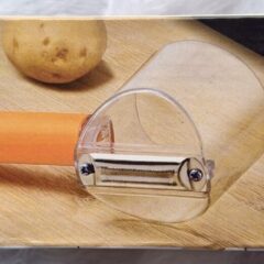 Vegetable & Fruit Peeler with Peel Storage Box