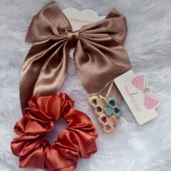 premium gift hamper for girls